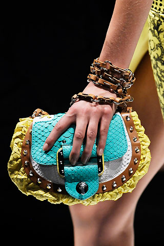 Versace spring 2010
Versace spring 2010