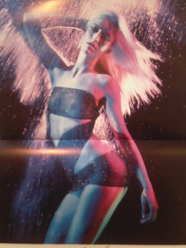 2010 Vogue Paris Calendar Is Out, All Flashing Lights and Trio of Top Models 2010 Vogue Paris Calendar Is Out, All Flashing Lights and Trio of Top Models