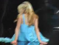 Carmen Electra Gets Down On The Runway Carmen Electra Gets Down On The Runway