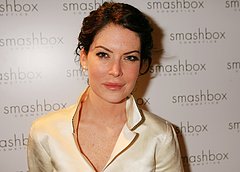 Lara Flynn Boyle Got Married