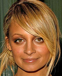 Nicole Richie’s Sweet Necklaces For Her Baby