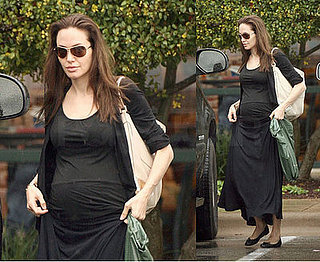 Angelina Brings Her Bump to Barnes & Noble