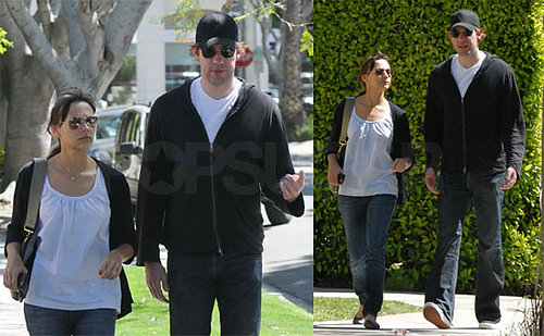 John Krasinski Has Lunch With Rashida Jones