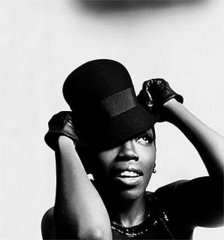 Singer to Watch: Estelle Singer to Watch: Estelle