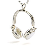 thumb_dcsr-n-headphones-12 thumb_dcsr-n-headphones-12