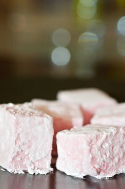 Yummy Link: Rose and Chocolate Marshmallows