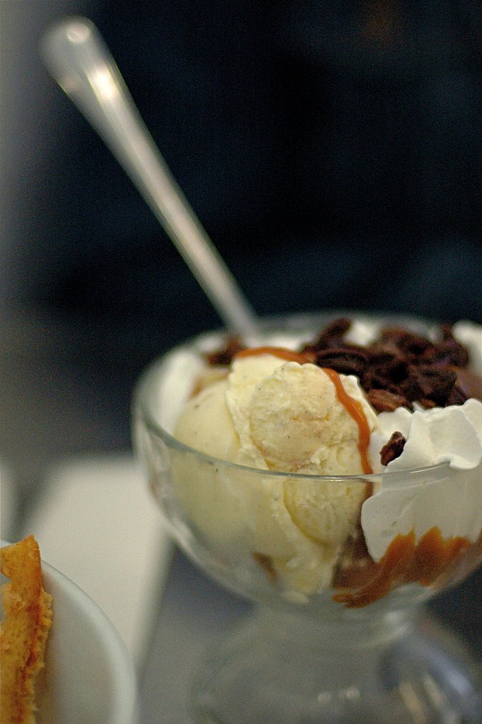 LA's Milk Isn't Afraid to Serve Ice Cream in a Sea of Frozen Yogurt LA's Milk Isn't Afraid to Serve Ice Cream in a Sea of Frozen Yogurt