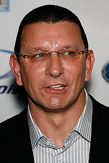 Food Network Dismisses Robert Irvine for Resume Embelisshments