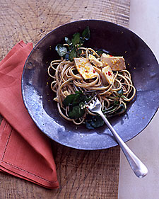 Fast & Easy Dinner: Linguine and Tuna with Spicy Orange Sauce