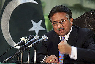 Headline: Pakistan President Musharraf Pledges Fair Elections