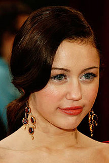 Miley Cyrus at the Oscars: How to get her makeup look