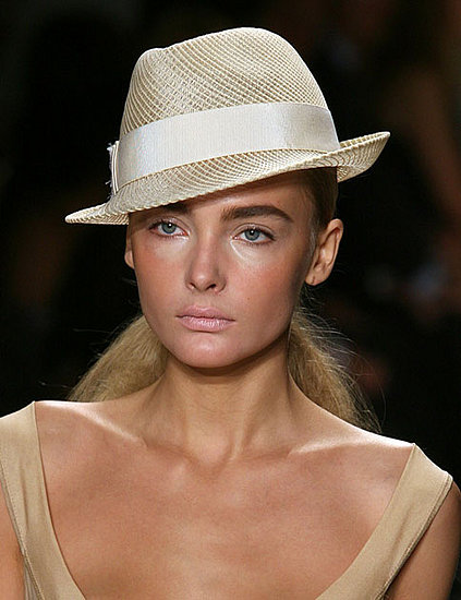 Five Easy Ways to Wear Spring's Lipstick Trends Five Easy Ways to Wear Spring's Lipstick Trends