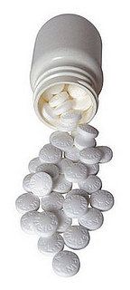 How To Use an Aspirin Mask For Acne