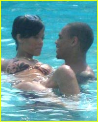 Hot new couple: Rihanna and Chris Brown!