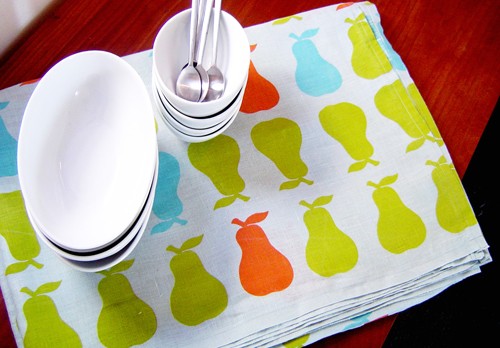 Etsy Find: PataPri Pear Tablecloth