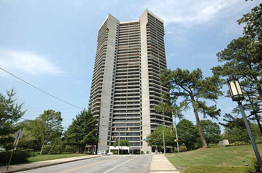 Oprah sells 4,806-square-foot penthouse in Atlanta for $1.8M