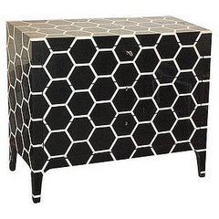 Crave Worthy: Black and White Lacquered Bone Chest Crave Worthy: Black and White Lacquered Bone Chest
