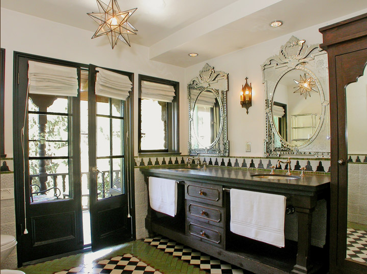 Coveted Crib: Gwen Stefani's Old Digs Coveted Crib: Gwen Stefani's Old Digs