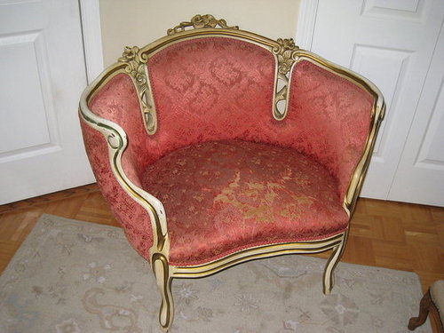 An Incredible Chair to Re-Mix