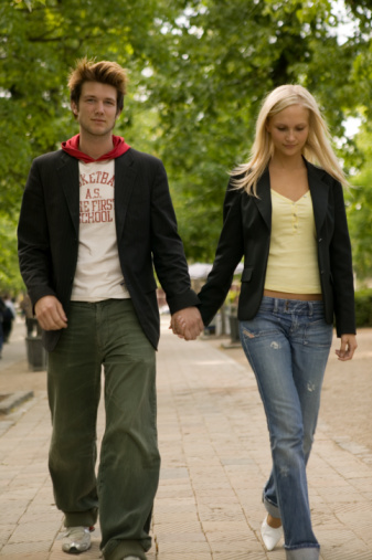 Five Things You Can Do as a Couple on the Cheap Five Things You Can Do as a Couple on the Cheap
