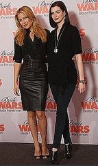 Photos of Kate Husdon and Anne Hathaway at Bride Wars Premiere Photos of Kate Husdon and Anne Hathaway at Bride Wars Premiere
