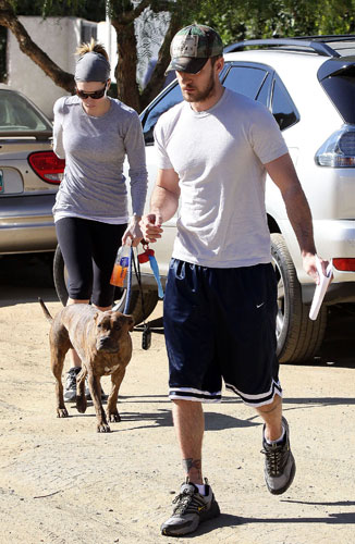 Justin and Jessica Post Fliers For Adoptable Pet Justin and Jessica Post Fliers For Adoptable Pet