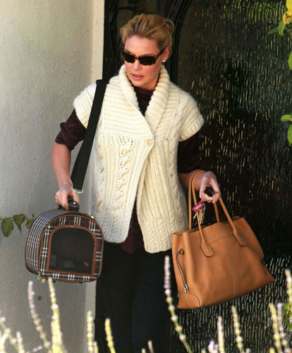 Katherine Heigl Adopts Another Puppy! 