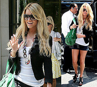 Jessica Simpson Looks Hot in New York City