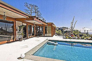 Sugar Shout Out: Redecorate Ryan Phillippe's Pool
