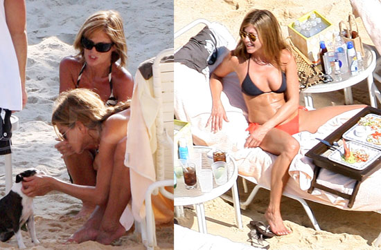 Jennifer Aniston Hot in a Bikini