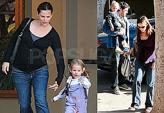 Photos of Jennifer Garner Picking Up Violet Affleck From School 2008-10-10 14:00:54