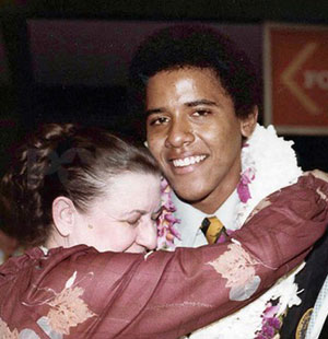 Barack Obama's Grandmother Dies After Battle With Cancer