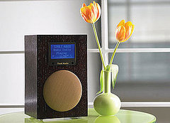 NetWorks Radio Plays MP3's, Broadcast Radio, Internet Radio and Connects to Your Computer Music Folders
