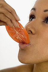 FDA Gives the OK on Eating Tomatoes FDA Gives the OK on Eating Tomatoes