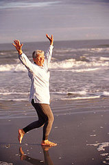 Get Motivated: Grandmother Runs Down Purse Snatchers Get Motivated: Grandmother Runs Down Purse Snatchers