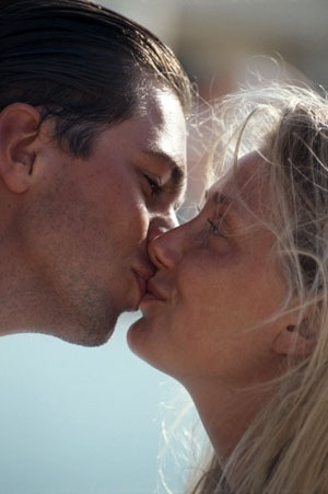 Where Do You Stand: Kissing Guy Friends on the Lips