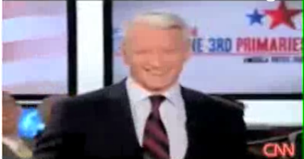 Anderson Cooper Wants to Be Donna Brazile's Boo