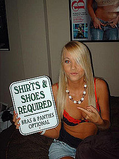 Hooters Has a Dress Code!