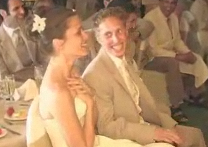 Wedding Speech Turns Into a Musical Production