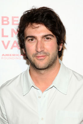 Josh Schwartz Spills Secrets on the Gossip Girl Spinoff 