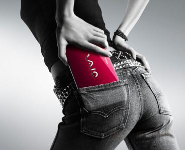 False Advertising? Sony Vaio P "Barely" Fits in Back Pocket
