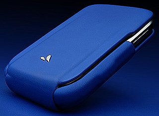 Vaja's BlackBerry Bold Cases Are Too Sexy For Their Shirts 
