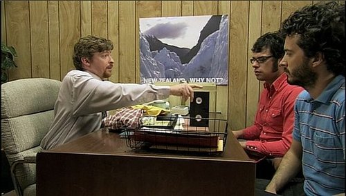 Flight of the Conchords Clip Shows How Fast Technology Moves, DVD Confused With VHS