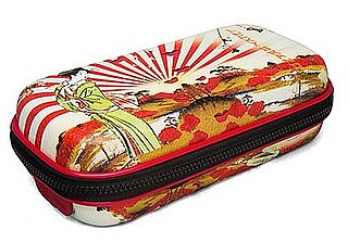 Beach-Ready Geisha iPod Speakers 