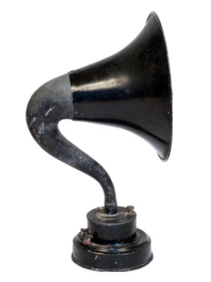 Vintage Speaker From Belgium is for the Vintage Geek Lover