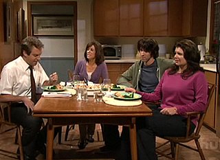 SNL Has Some T-Mobile Fave 5 Fun 