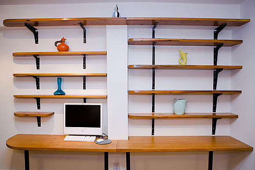 Cool Computer Desk Idea: A Bookshelf 