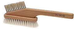 Rustic Computer Brush Gets to the Root of Your Grimy Gadgets Rustic Computer Brush Gets to the Root of Your Grimy Gadgets