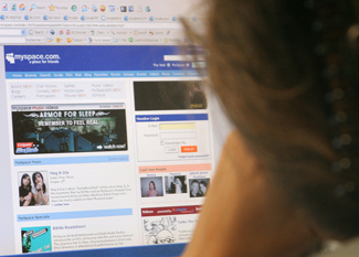 Lori Drew MySpace Fraud Trial May Be Dismissed Because Drew Never Read Terms of Use