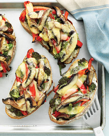 Fast & Easy Dinner: Portobello, Broccoli, and Red-Pepper Melts Fast & Easy Dinner: Portobello, Broccoli, and Red-Pepper Melts